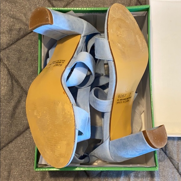 Baby blue suede chunky heels! “Something blue” - Picture 6 of 8